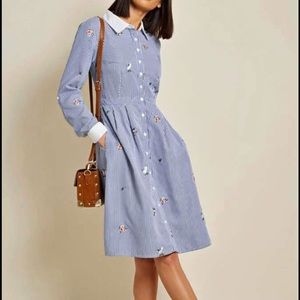 ModCloth T-shirt dress navy blue striped